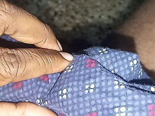 Desi Aunty with Pussy Hole Sucking Cream