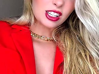 Amateur blonde does solo dildo tease on webcam