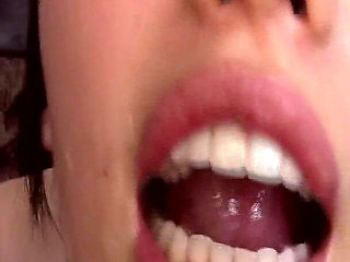 Mao Hamasaki Charms and Takes Control in a Playful and Intensely Addictive Performance