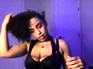 Love Chat Big Boobs Brunette Masturbating For Cam