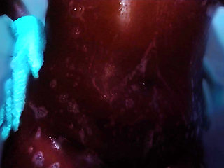 LIL latina SHOWER show sLo-mo