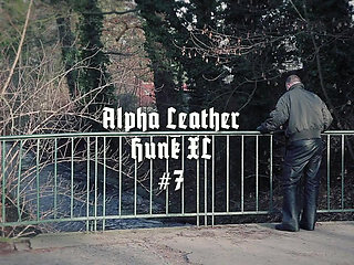 Alpha Leather Hunk Xl 7