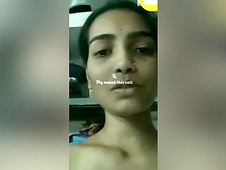 Today Exclusive-desi Chick Shows Her Boobs O Lover On Vc