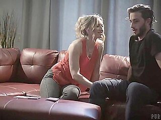 Aunts Hospitality, A Riley Reyes Story