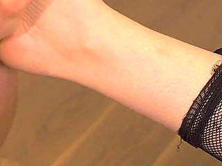 Slave Mila Worships Mistress Roxy's Feet at Home (1080p)