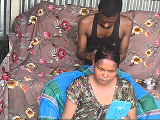 Housewife Massaged with Oil on Her Head and Fucked Her Fucking Sex