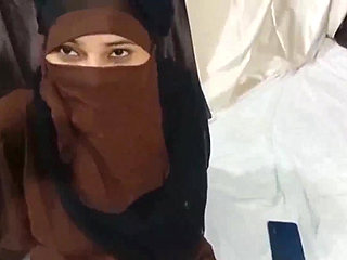 Hot sexy Indian Muslim girl sex with step brother