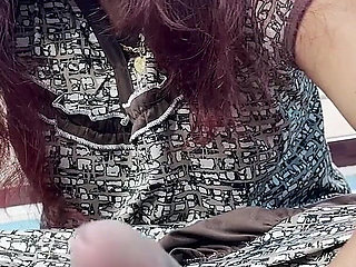 Mallu Girl Doing Hand Job and Penis Massage to Husband's Friend