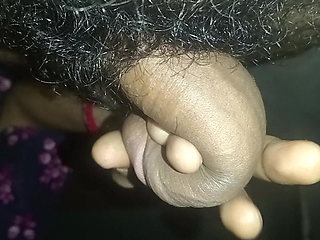 Brother-in-law and sister-in-law watch sex videos, I have a lot of fun with my sister-in-law.