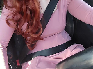 She's driving with a huge speculum in her pussy! This crazy Italian girl named Arty Von has multiple orgasms while driving