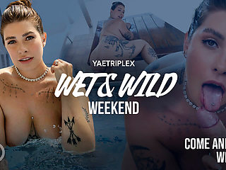 Playing with Baddie Yaetriplex in the Pool Gets Hot