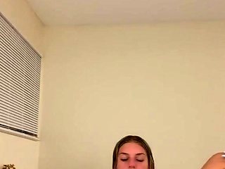 Ambie Bambii Hot Solo Session On The Bed Onlyfans Video