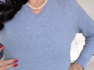 14 Days Before Your Wedding: Taboo Encounter - Cum on My Sweater, Lady Victoria Valente