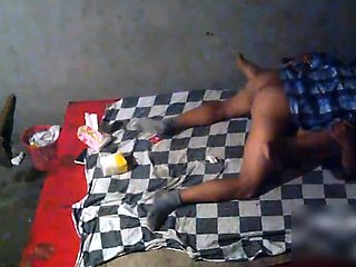 Amateur milf hidden cam