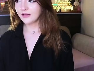 Hot brunette from squirt masturbating on webcam