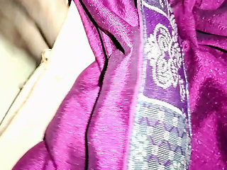 Soi Hui bhabhi ki chut Dekh Li Maine Indian Sex Video