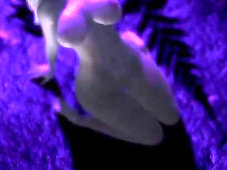 Blonde chick riding dildo in the forest : 3D Porn