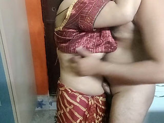 Bhabhi ne sara pani nikal diya.