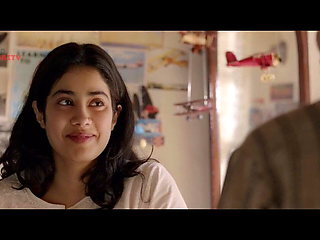 Janhvi Kapoor - Gunjan Saxena The Kargil Girl 2020