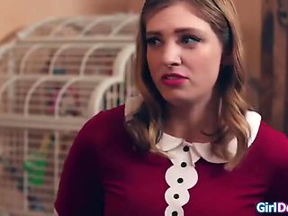 It Is Your Love Spell So Start Licking - Kenzie Taylor, Giselle Palmer And Bella Bends