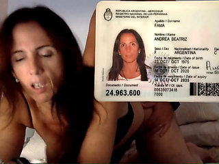 Andrea milf argentina puta