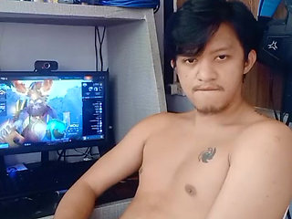 Hot Pinoy Boy Taste Himself