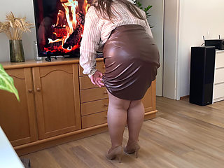 Birthday gift for a single mature stepmother!