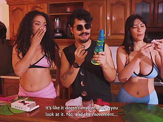 Making This 2 Georgeous Cum with Some Help (badpeach Toys Review)