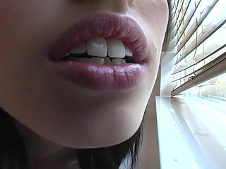 Solo Dream Babes: Sofie: Pretty Face up Close