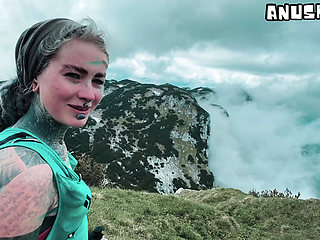 Mountainside Fuck Facial Cumshot in the Wild