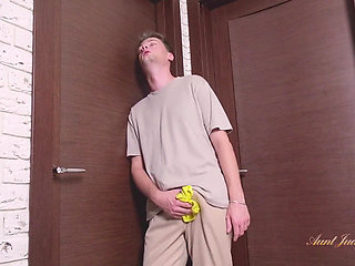 AuntJudysXXX - Horny Mature MILF Stepmom Diana Gets Caught Masturbating by Her Stepson