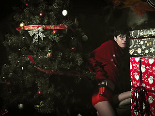 Jerking off Under the Christmas Tree