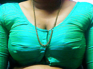 Aunty secret sex with ex boyfriend