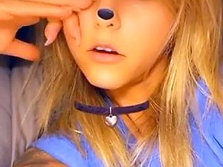 Amateur Blonde Teen Plays Solo with Toy Webcam Porn
