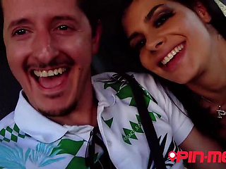 Cutie's amateur threesome porn