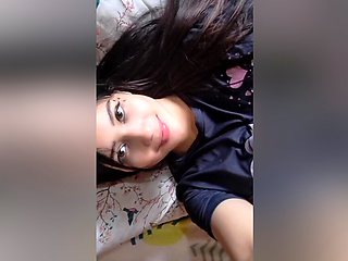 Colombian Influencer Masturbates And Touches Her Tits