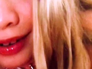 Pulled amateurs close up car sex