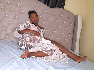 Kenyan Home Maid Fingering Herself