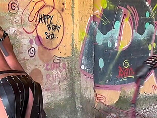 Empressbellasadic Punishing Slave with Whip