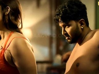 Amateur flashes her big boobs and ripped with the cab driver