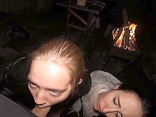 Ffm Threesome Sucking On The Backyard