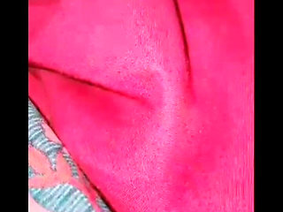 My Pussy Is Itching a Lot, Today There Are so Many People at Home, We Feel Very Much Like Masturbating by Applying Oil on Your P