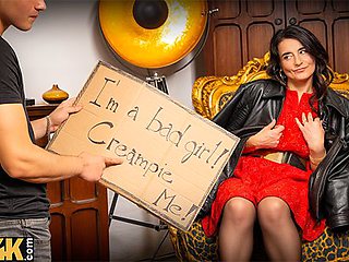 Extraordinary dame's mature brunette clip