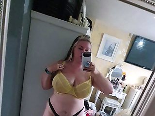 Fat BBW with big boobs masturbating and squirtin on cam