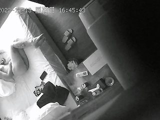 Amateur Asian Solo Fucking On Cam