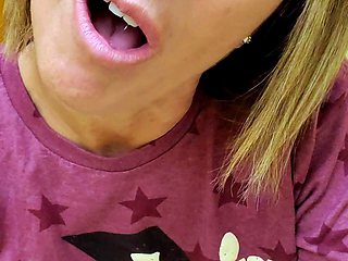 Blonde MILF with Big Boobs Playing Cam Free Porn