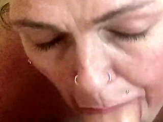 Sexy Girlfriend Throws Down