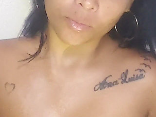 2 Chicas From the Goon Room