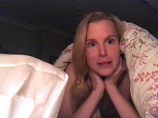 Amazing blonde german webcam milf high heel masturbation