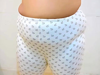 Indian Muslim 18+ Big Teen Hot girl Without Abaya Hijab Niqab Beautiful Sexy Girl Workout & Try To seduced Guys to gets fuck